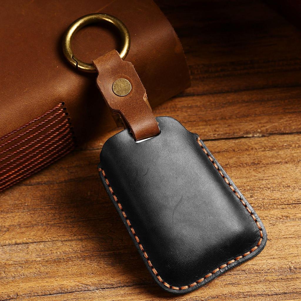 Volkswagen Key Case: Genuine Leather for New Passat/Magotan - Protective Shell with Buckle