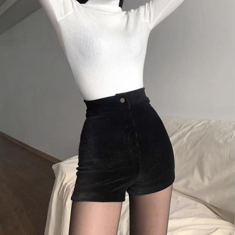 Black Fleece-Lined High Waist Corduroy Shorts - Women's Autumn/Winter Casual Booty Hot Pants