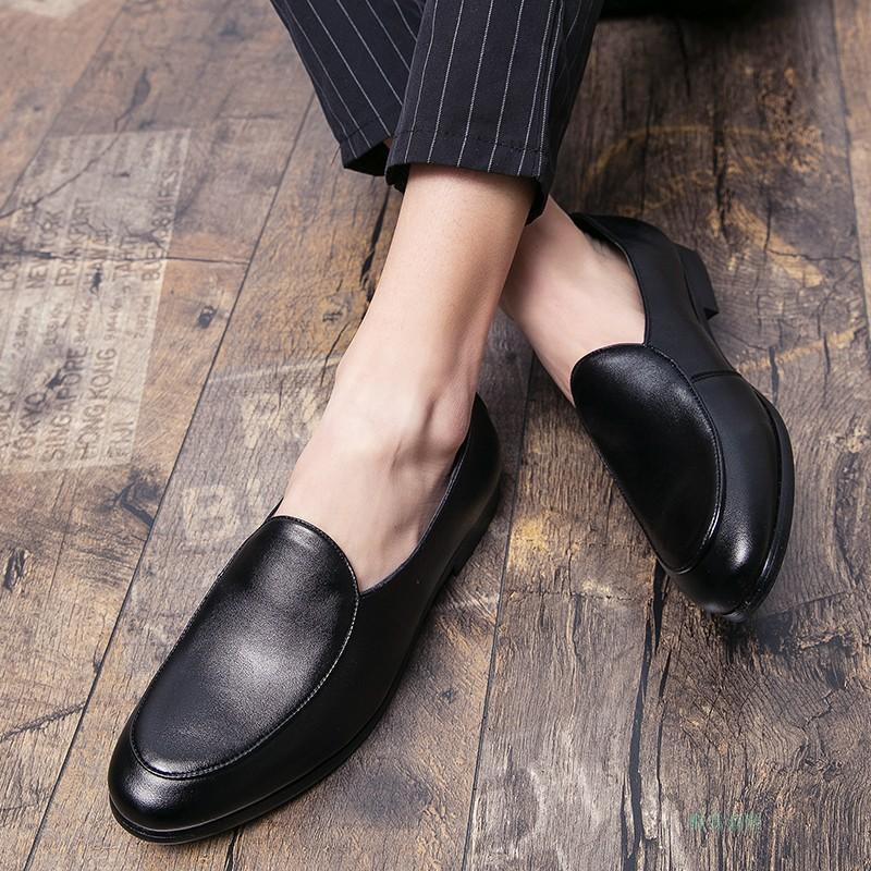 Autumn and winter casual small leather shoes youth pointed lazy shoes heightening hair stylist night show