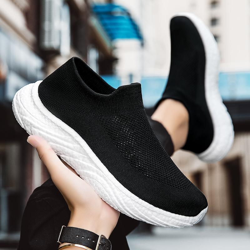 Summer Men's Shoes Super Breathable Fly Woven Socks Casual Shoes Lightweight And Comfortable High-quality Men's Casual Shoes