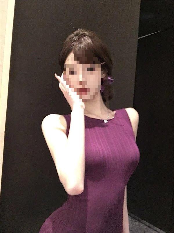 Purple Sleeveless Mermaid Dress: Slim-Fit, Waist-Cinched, Hip-Hugging with Slit Skirt.