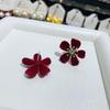Vintage Wine Red Flocking Flower Stud Earrings for Women Classic Flower Petal Sweet Elegant Earrings Wedding Party Jewelry Gift