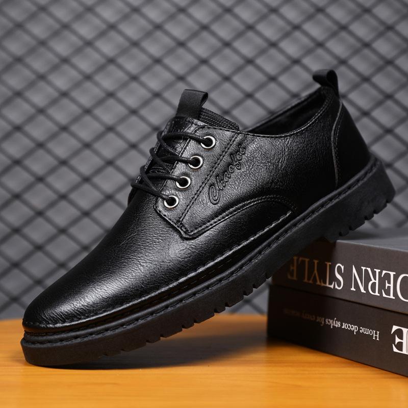 

2025 новые рабочие мужские туфли универсальные мужские повседневные кожаные туфли модные легкие мужские деловые туфли с мягкой подошвой для мальчиков 39