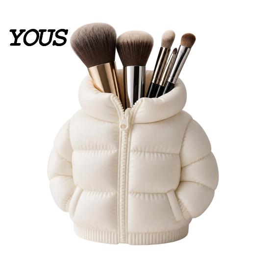 Creative Desktop Decoration Rainbow Down Coat Pen Holder, 3D Printed Puffer Jacket Colorful Gradient Stand Desk Organizer, Storage for Stationery And