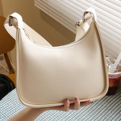 Nouveau Sac Bandoulière Crossbody Style Petit Parfum Haut de Gamme Transfrontalier Mode Luxe Léger Polyvalent Sac Croissant Aisselle