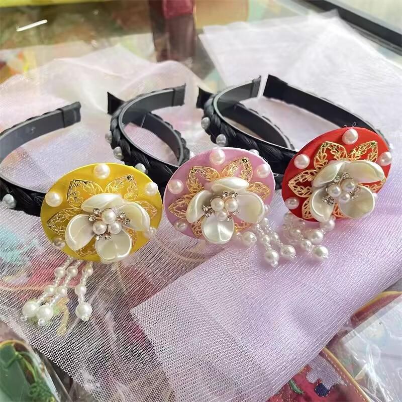 Korean Traditional Dance Hairband for Children: Ethnic Cute Round Hanbok Headdress with Pearls