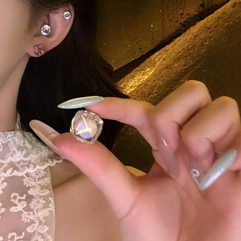 AB Color Three-dimensional Geometric Zircon Earrings Simple Temperament Fashion Stud Earrings Versatile Niche High-end Earrings Women