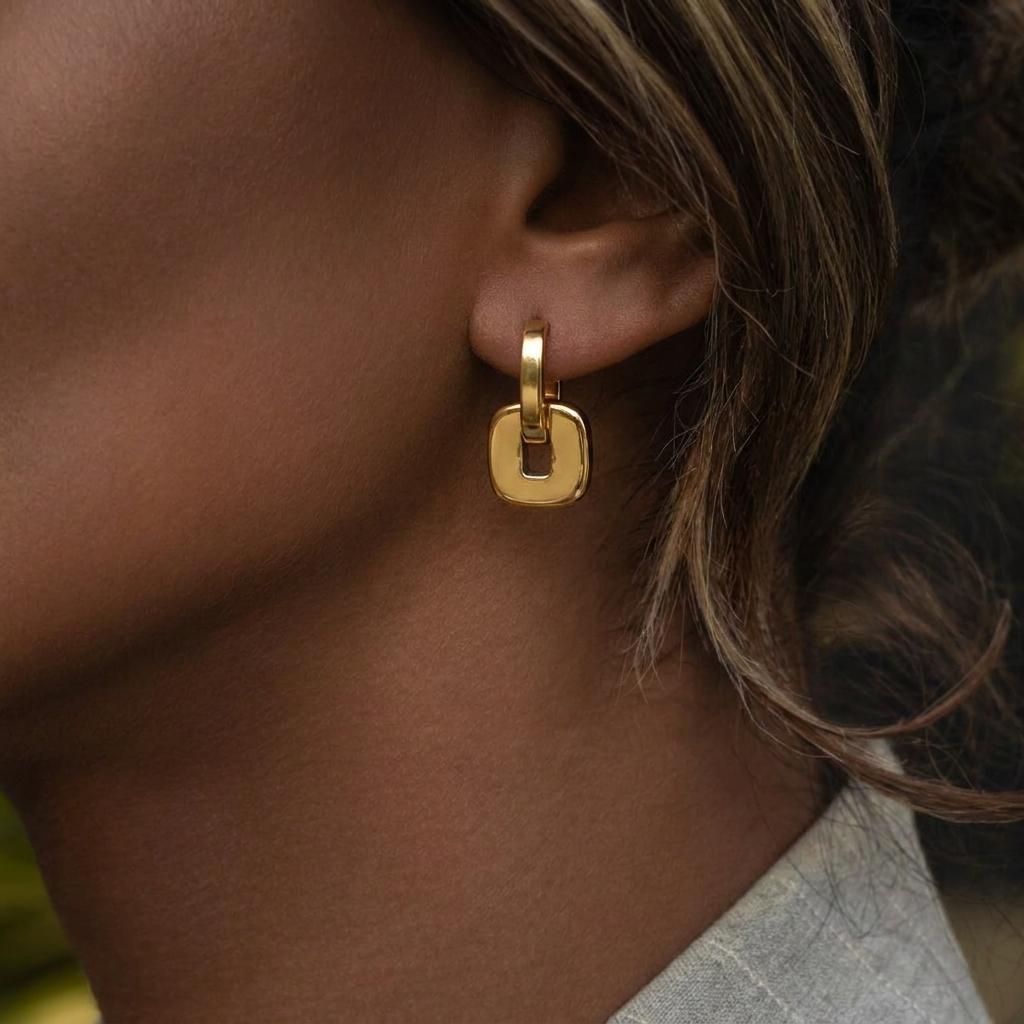 Stainless Steel Irregular U Shape Enamel Hoop Earrings For Women Gold Plated Black White Huggie Earrings Daily Party Jewelry