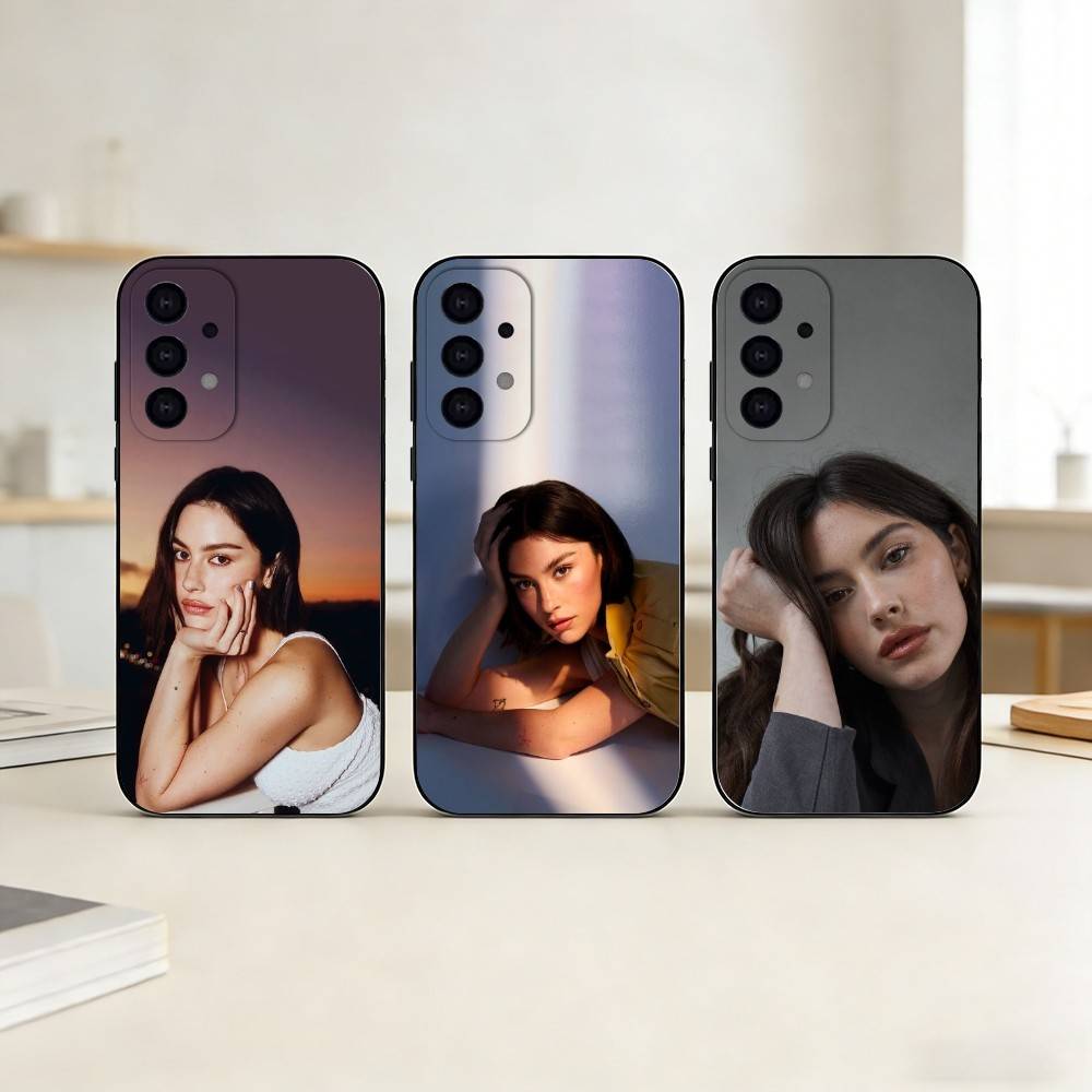 Cristina L-Lora phone Case For Samsung S25,24,21,22,23,30,Ultra,20,Plus,Fe,Lite,Note Soft Black Cover
