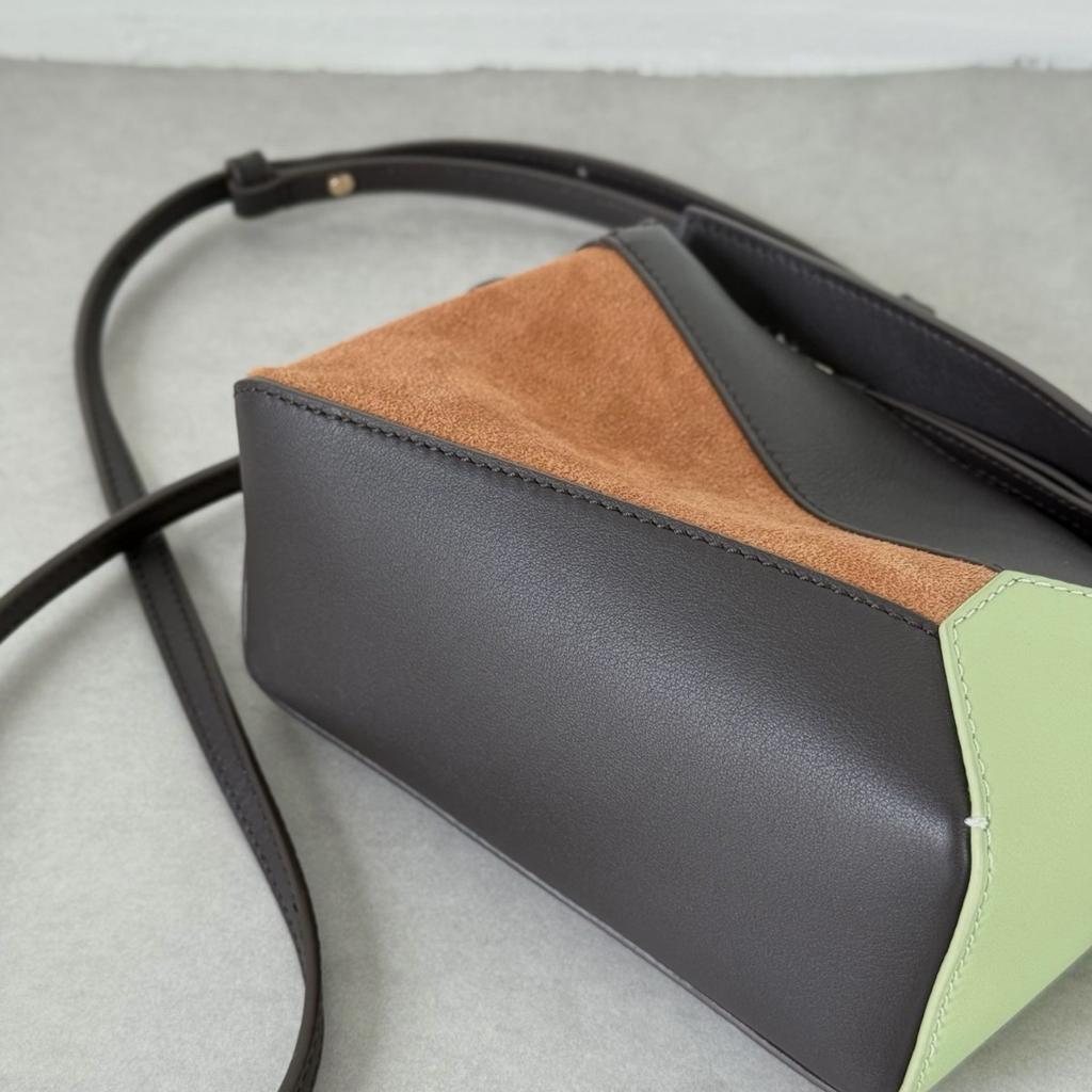 Leather Handmade Beeswax Line Geometric Bag Niche Light Luxury Pillow Bag Trend Splicing Shoulder Messenger Bag Women's Small Square Bag
