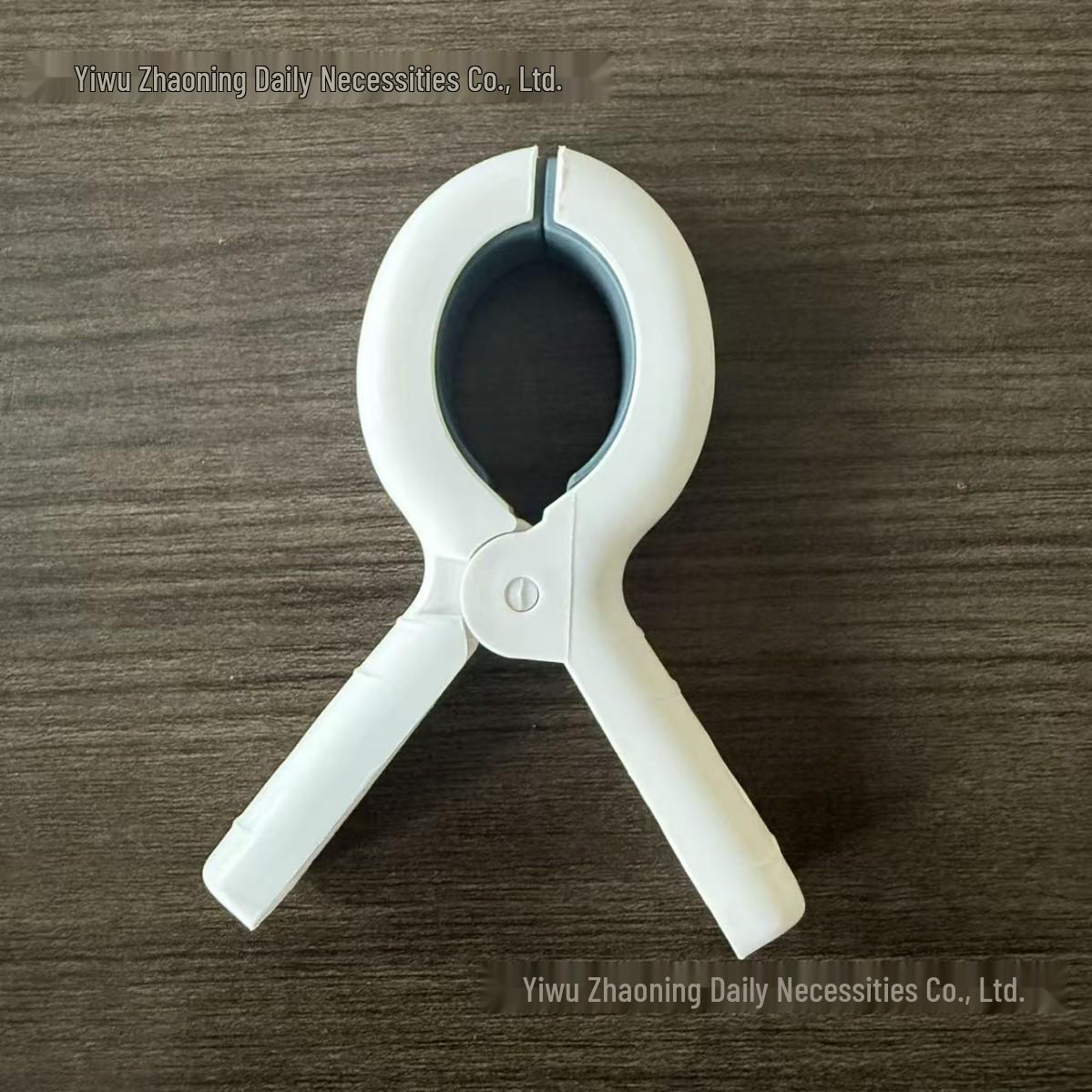 Windproof Traceless Clothes Peg - Portable, Durable, Thickened Plastic Quilt Clip