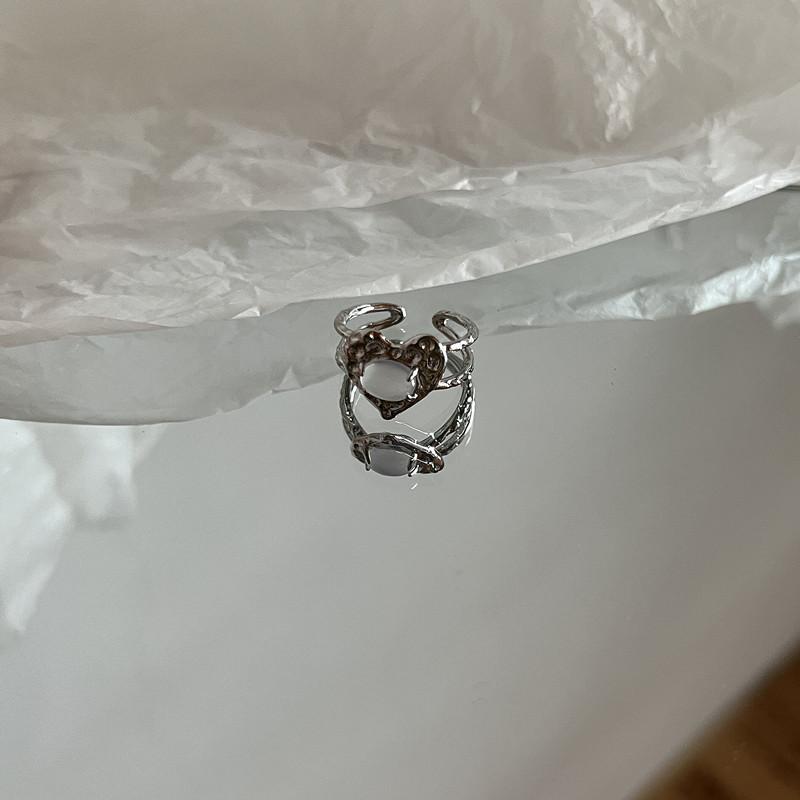 Vintage Silver Color Red Oval Ring For Women Trendy Elegant Irregular Natural Stone Luxury Ring Woman Y2K Aesthetic Jewelry Gift