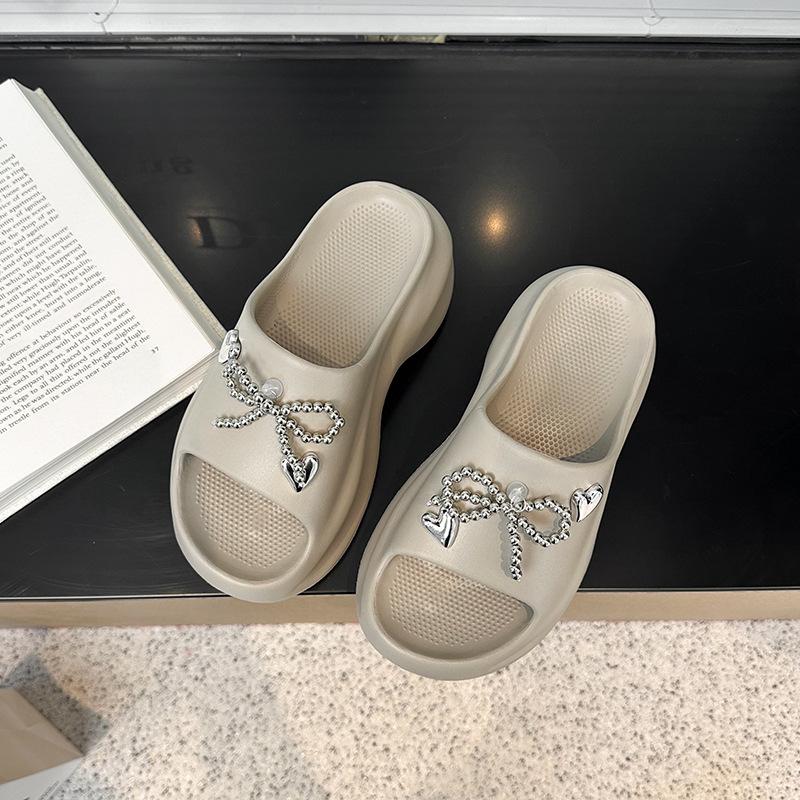 Versatile Height Increase In Summer 2025 One-word Drag Women Wear Thick-bottomed New Star Beach Drag Casual Non-slip Muffin