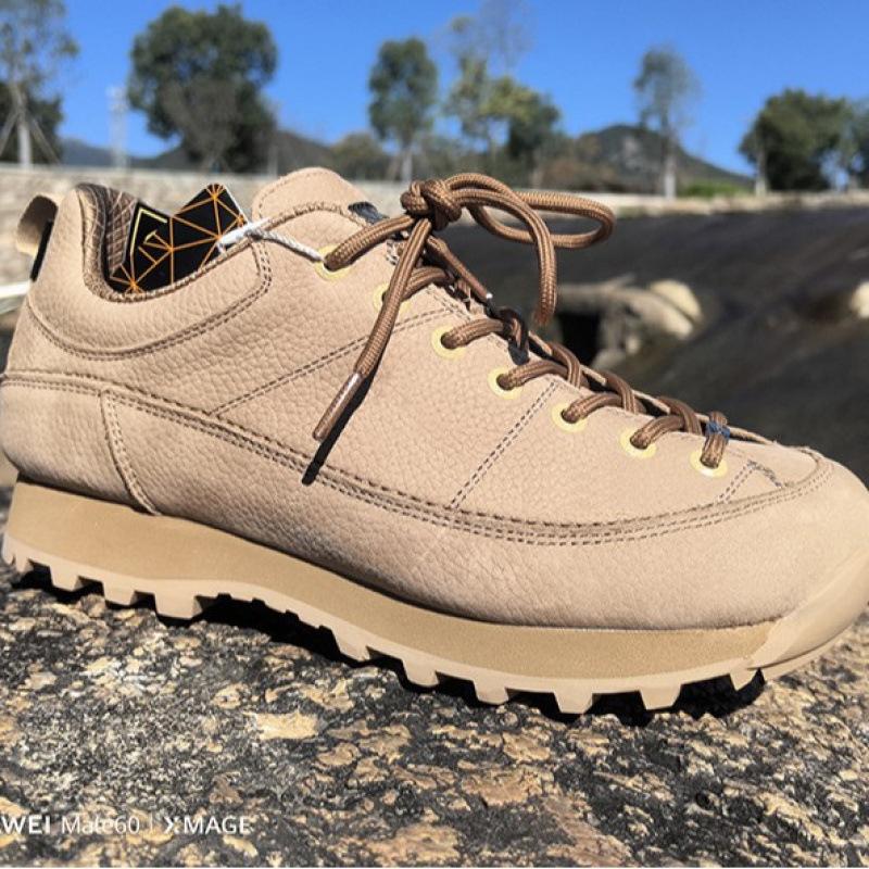 Fashion lychee pattern first layer cowhide outdoor waterproof and non-slip couple mountaineering shoes wear-resistant 35