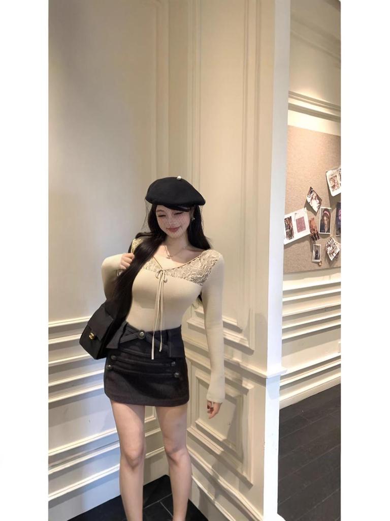 Pure Desire Lace Base Long Sleeve Slimming T-shirt