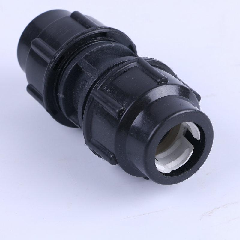 Unión de Tubería de Agua Recta de Conexión Rápida de PE para Riego de Tierras de Cultivo (20-110mm)
