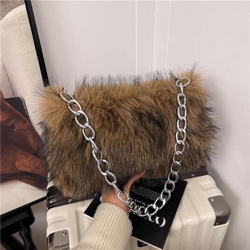Female Plush Tote Bag With Zipper Closure For Daily Fashion