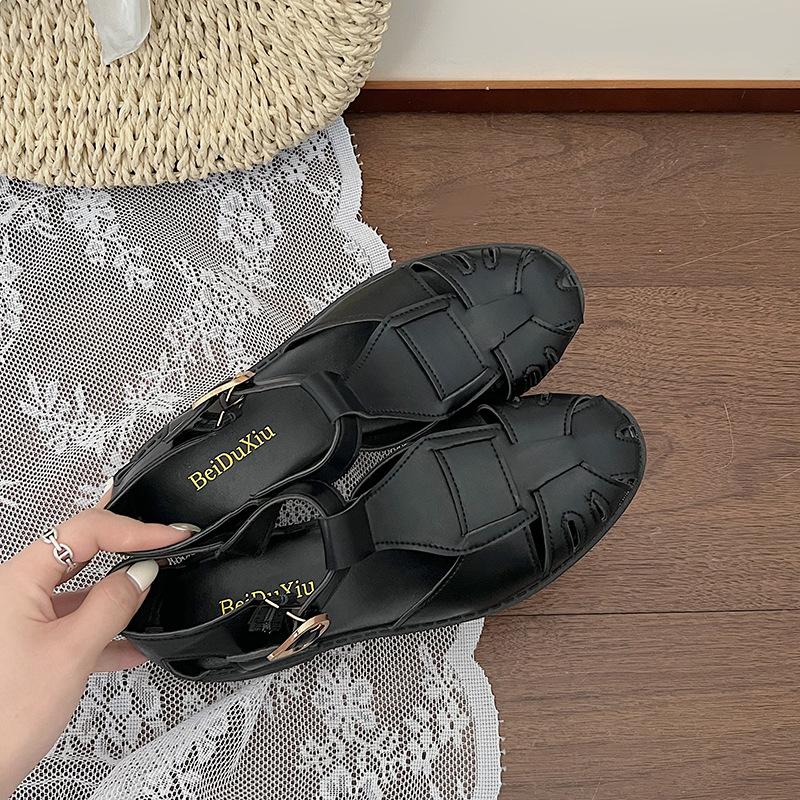 

Japanese baotou pig cage Roman hollow sandals women s spring and autumn new woven small leather shoes Mary Jane single shoes 40 чорний