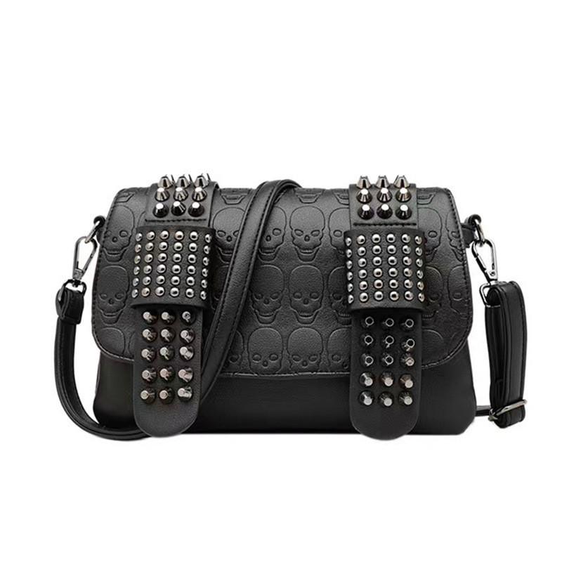 Summer new black rivet skull casual trend messenger bag women's fashion shoulder handbag