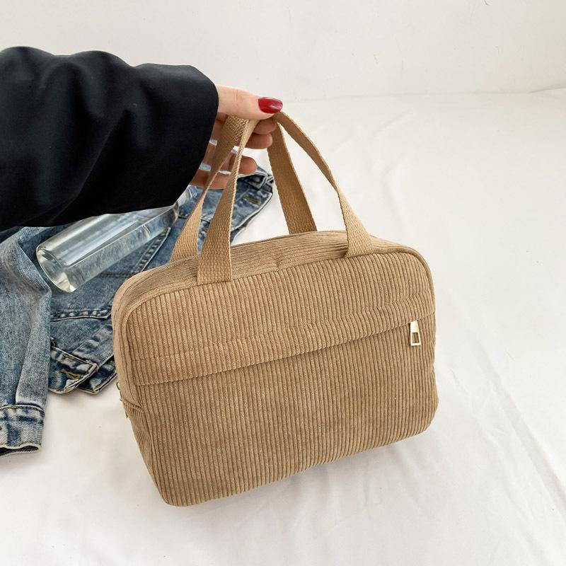 

Bag Women s 2024 Autumn New Large Capacity Handbag Fashion Trend Small Square Bag Simple Casual Handbag хакі