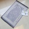 Tappetino da preghiera stampato tipo seta di lusso Pieghevole nella borsa portaoggetti abbinata Portatile per Hajj Umrah Viaggio Musulmano Sajadah
