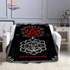 Pentacle & Moon flanellfilt, Skull Witchy Wicca Pagan Black and White Mystical Gothic Solfilt