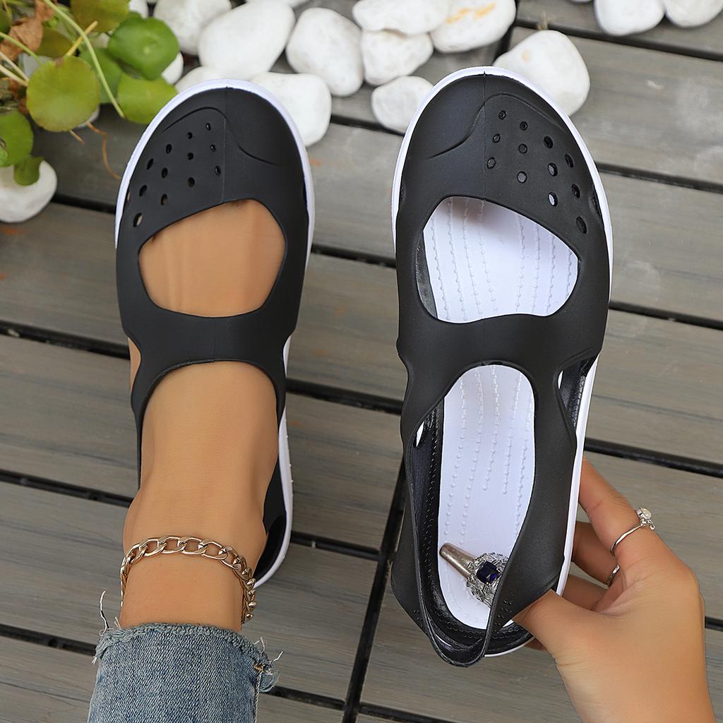 Fashion Women Sandals 2025 New Summer Transparent Nurse Shoes for Women Fashion Lightweight Outdoor Beach Jelly Sandals Zapatos De Mujer