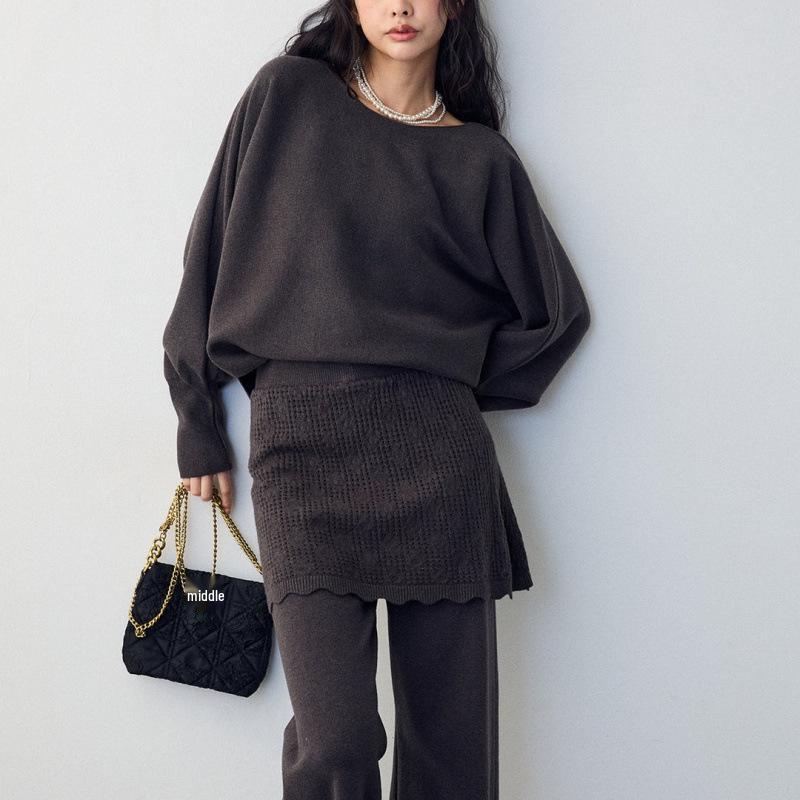 Relaxed Batwing Sleeve Top & Crochet Long Pants Knit Set