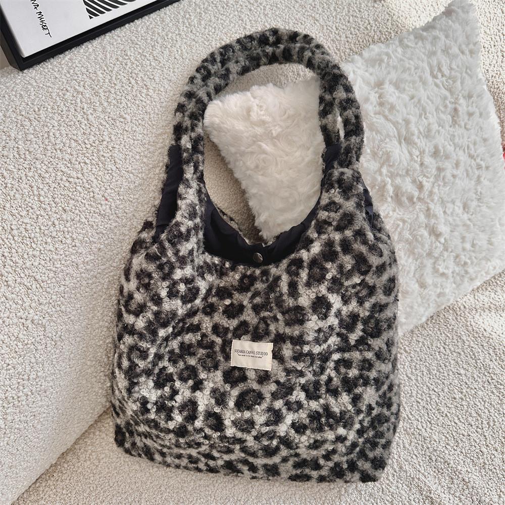 

Fashionable Korean Ins Style Large Capacity Faux Lamb Wool Tote Bag In Leopard Print Gray Vest Bag