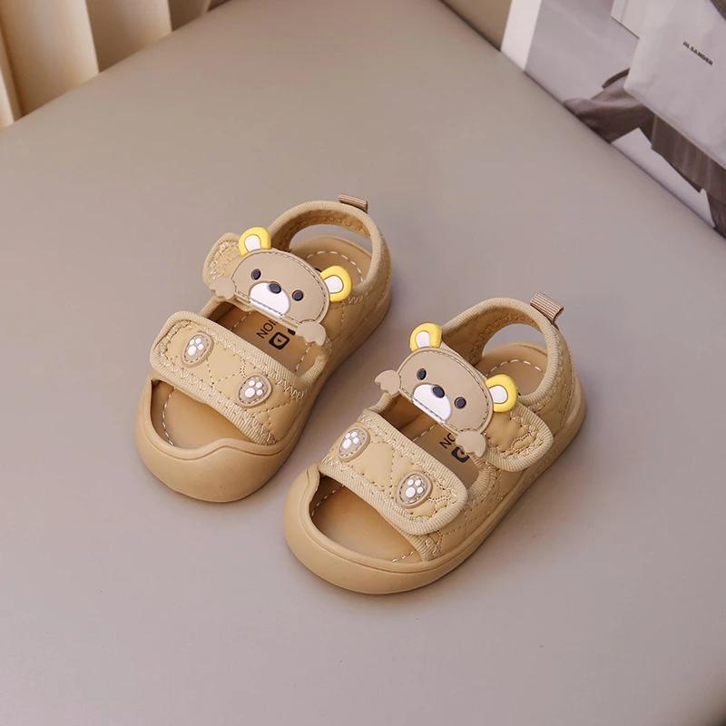 

Милые сандалии для девочек 2024 года, летние новые детские модные универсальные сандалии с милыми медвежатами, пляжная обувь для мальчиков, износостойкая 16 хаки