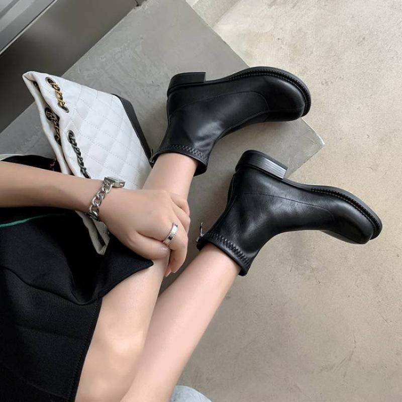 

Новые женские модные ботинки с круглым носком, на среднем каблуке, больших размеров, женские ботинки на квадратном каблуке, с круглым носком, с задней молнией, средней высоты, осенне-зимние 39 чёрный