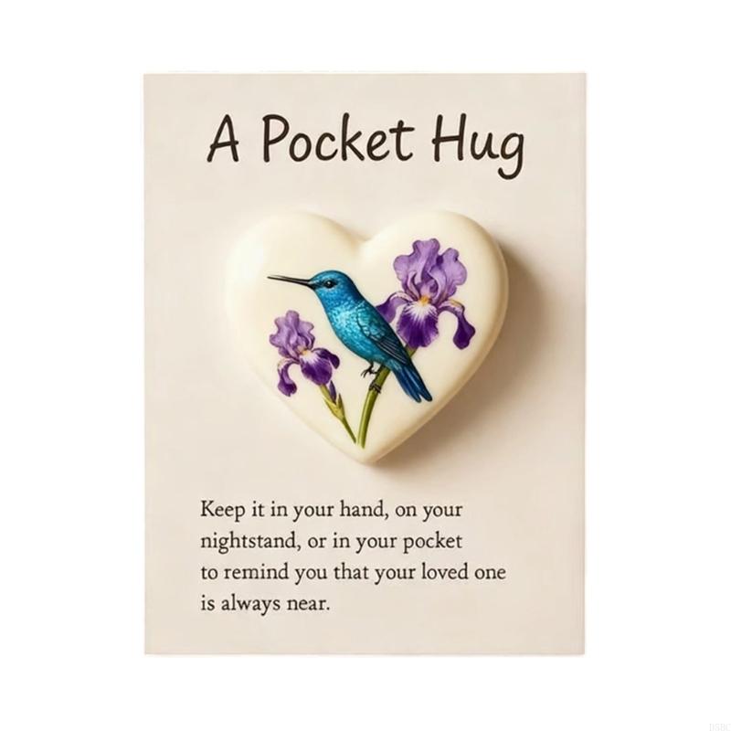 

Miniature Bird Figurine Ornament Heart Resin Charm with Blessing Card For Christmas Decorations And Celebration