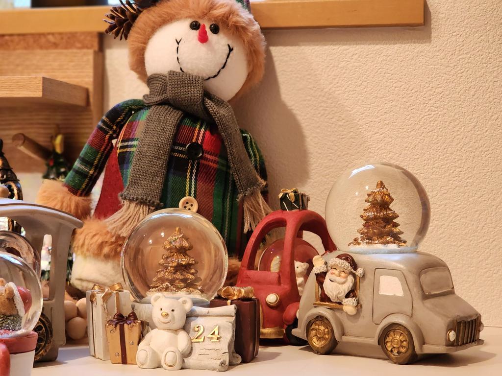 Minami Boeki Snöglob i antikstil Julen Tomten Julgran Nallebjörn Displayställ (Antik bil Jultomten (6,5 cm Glaskula))