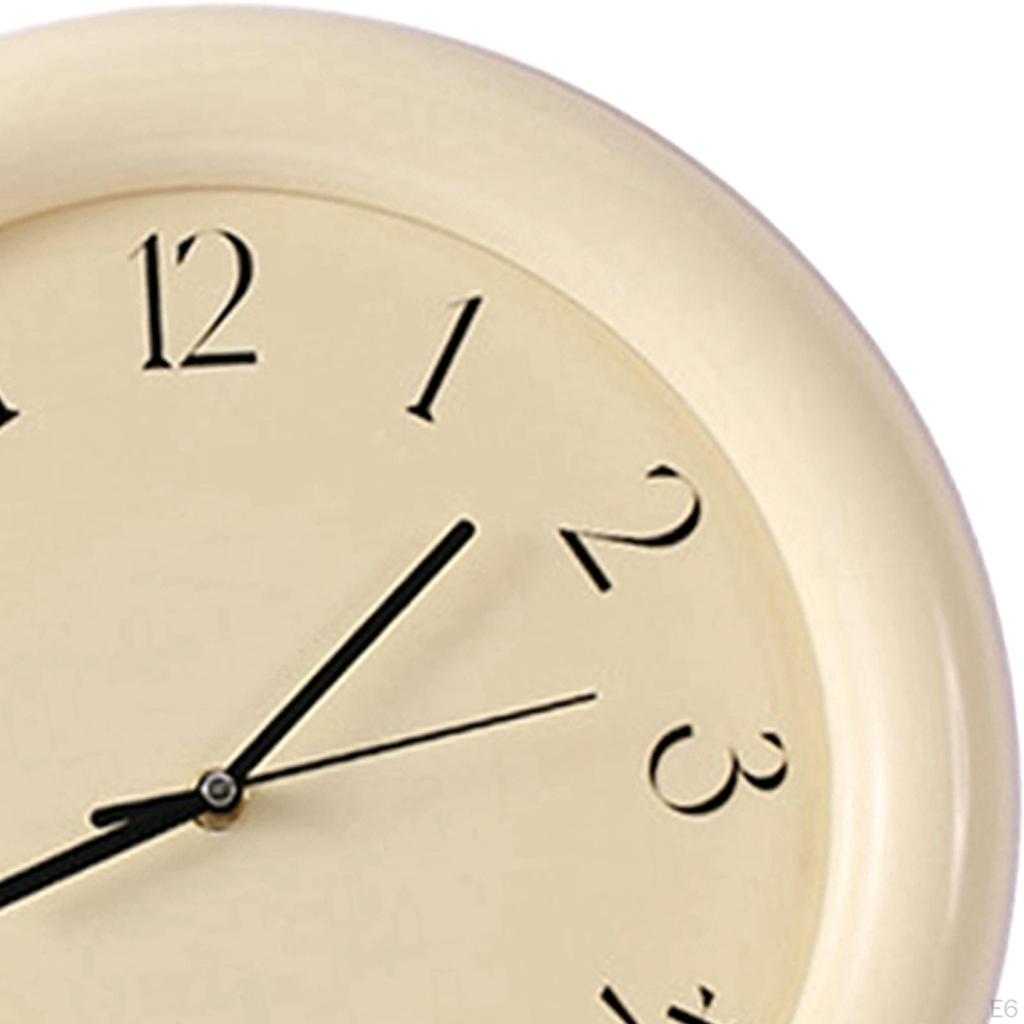 Uhr für moderne Wohndekoration