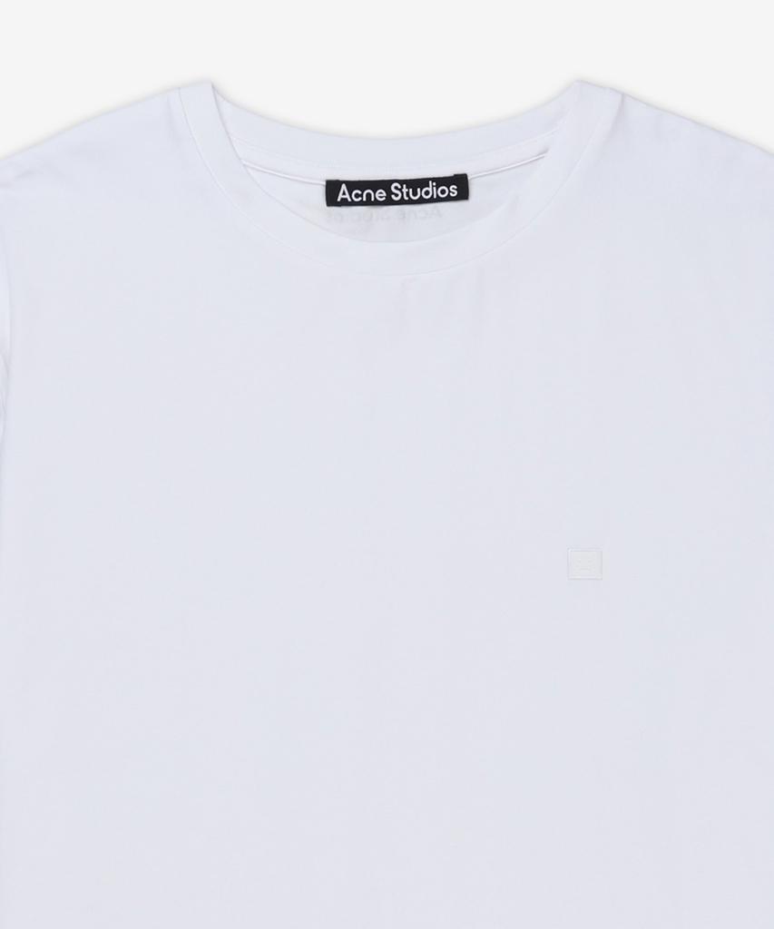 Akeuneseutyudio Face Logo Short Sleeve T-Shirt - Optic White / Cl0309183