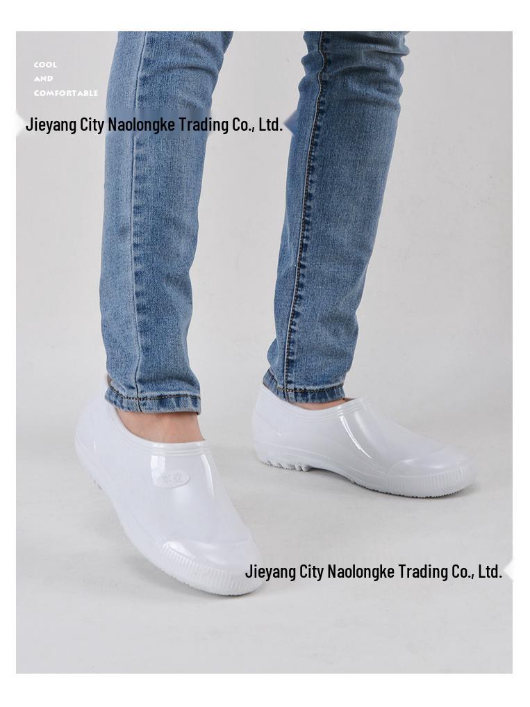 Pánské bílé gumové vysoké holínky do půli lýtek a nízké nazouvací pracovní boty