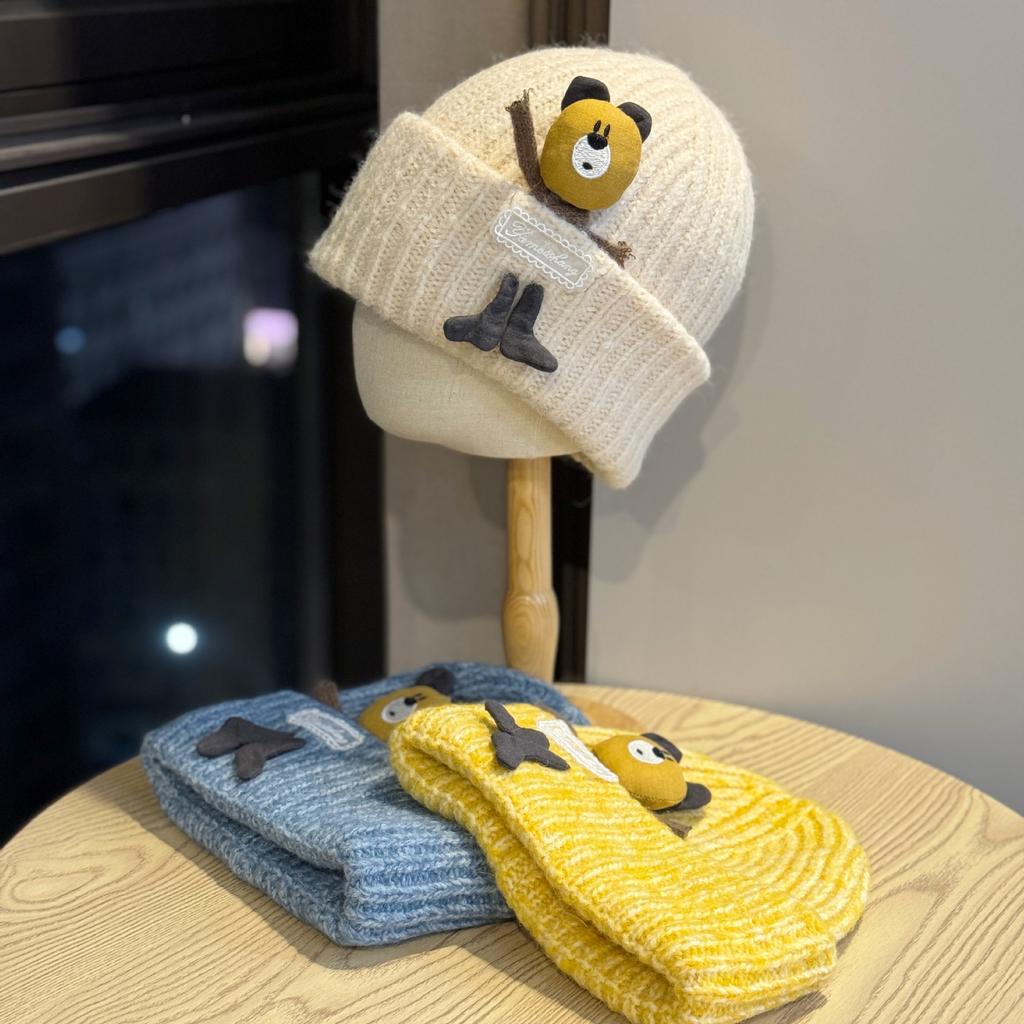 New Knitted Hat Female Cartoon Bear Winter Casual Warm Thickened Cute Ear Protection Hat Versatile Baotou Hat Trend