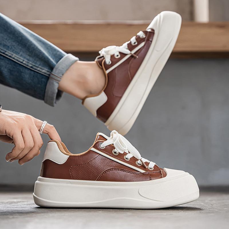Thick Soled Board Shoes Men's 2026 Summer New Men's Sports Shoes Breathable, Versatile, Lightweight and Casual Trendy Shoes