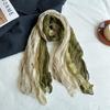 Écharpe en coton et lin bleu dégradé: Accessoire Plissé Long pour Femme, Impression Polyvalente Rétro pour l'Automne/Hiver