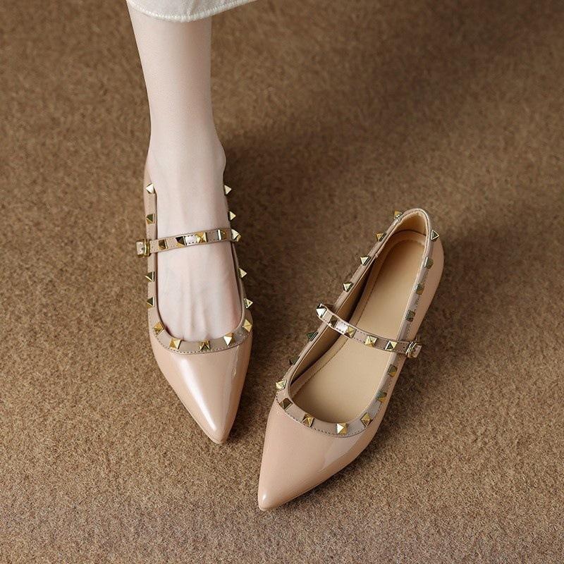 Small inner height increase 5CM Mary Jane 25 autumn European and American style rivet pointed single shoes women's French shallow mouth boat shoes