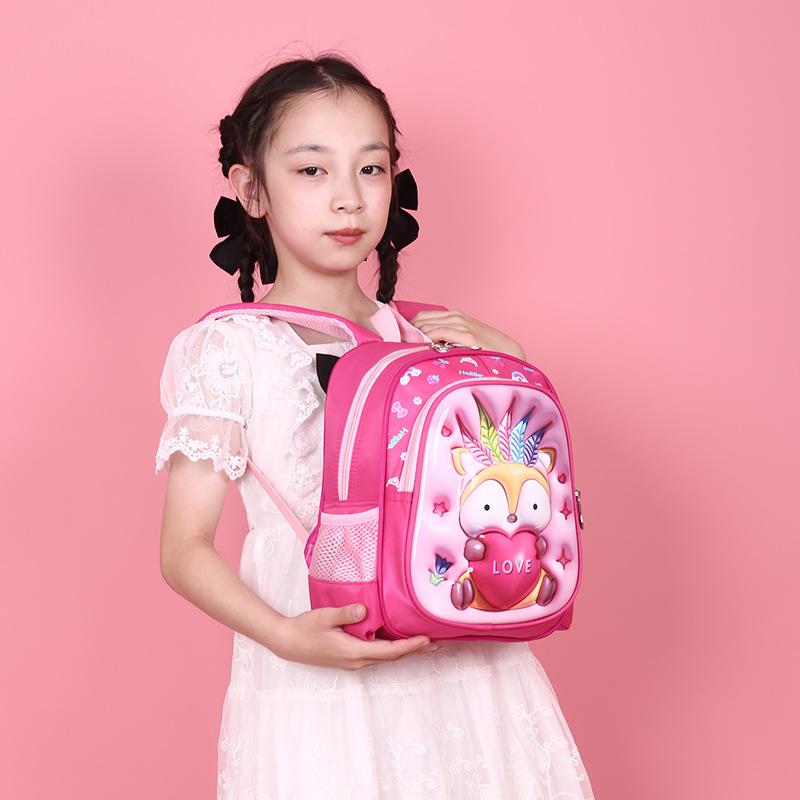 New kindergarten schoolbag boys preschool large, medium and small classes lightweight small backpack breathable spine protection children's backpack