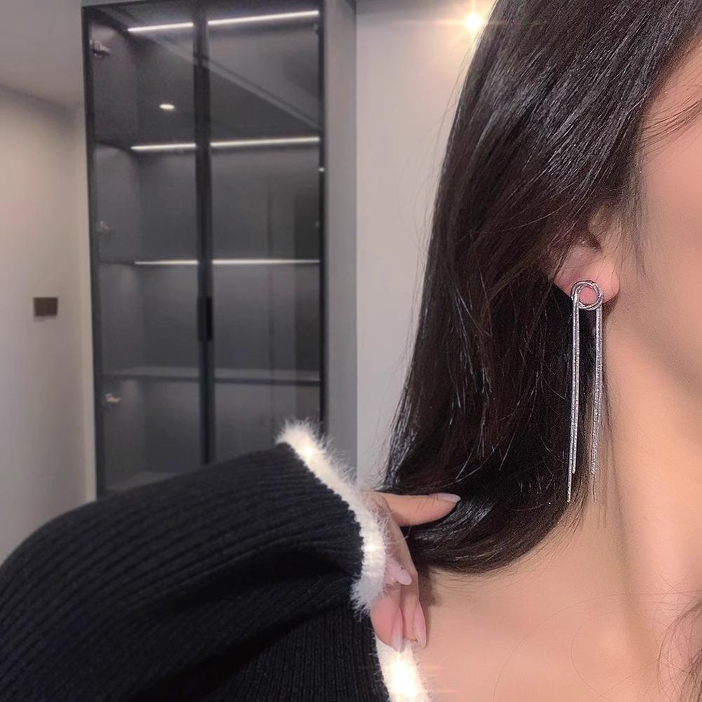 2025 New Circle Thin Chain Tassel Simple Earrings Women s Long Chain Temperament Design Fashion Earrings