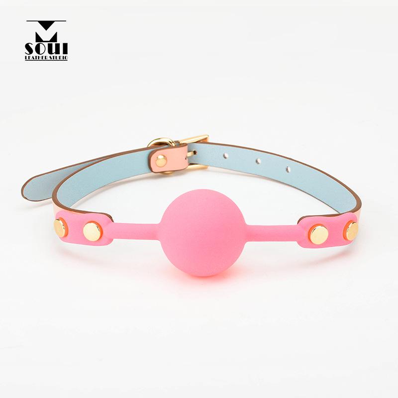 Men's Small Silicone Cowhide-Style Gag Ball with Breathable Hole for Deep Throat Comfort