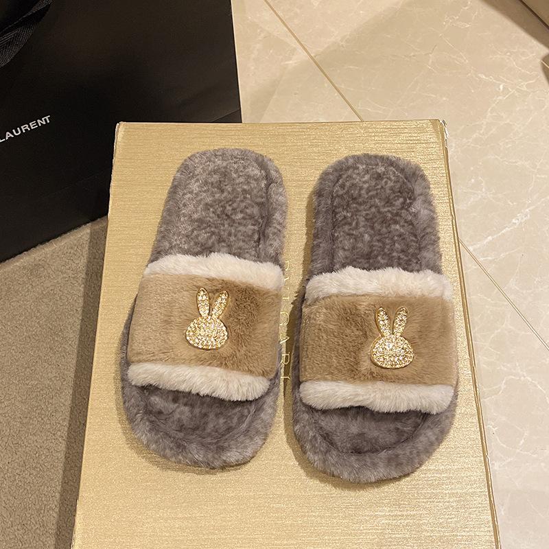 Fashion Fluffy Slippers Women Home Fashion Designer Shoes Ladies Popular Casual Platform Indoor Fur Slides Girls Flats Open Toe Elegant