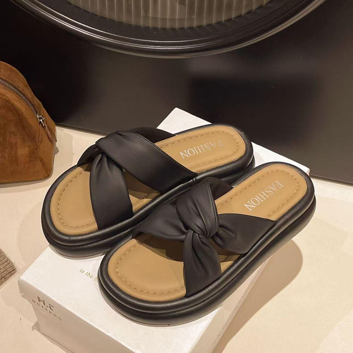 

Women s Summer Fairy-Style Thick Sole Beach Sandals, 2025 Collection 40