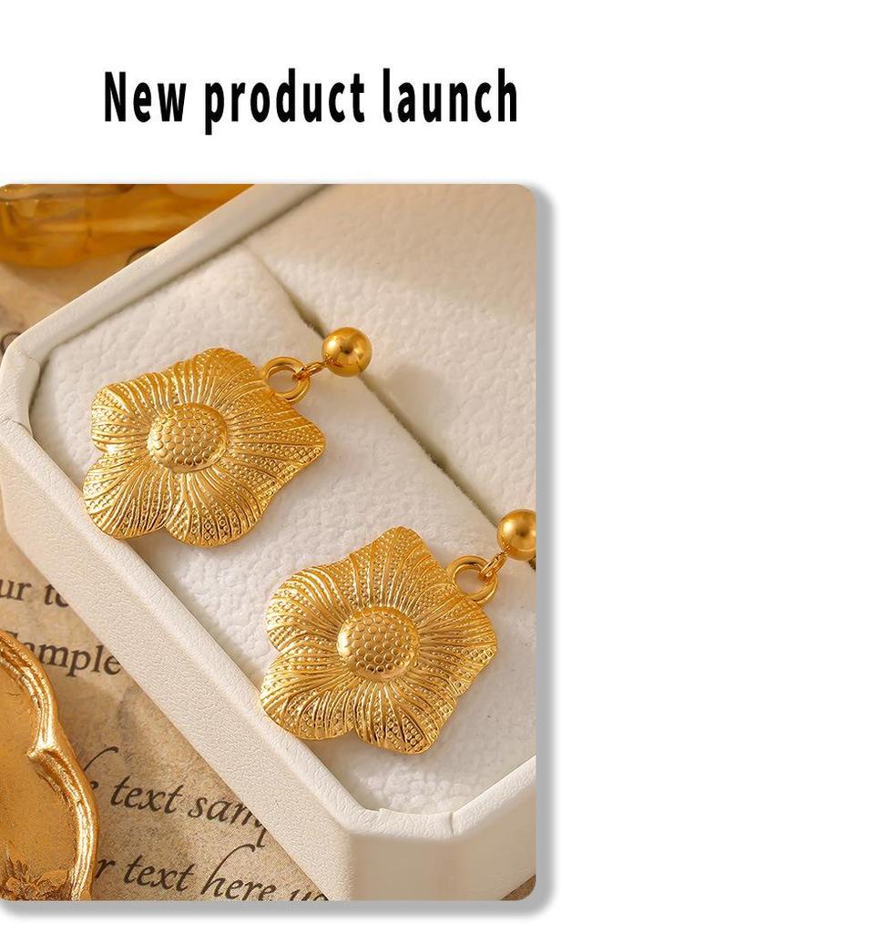 Retro Sunflower Court Style Earrings: Fashionable 18k Gold-Plated Titanium Steel Jewelry