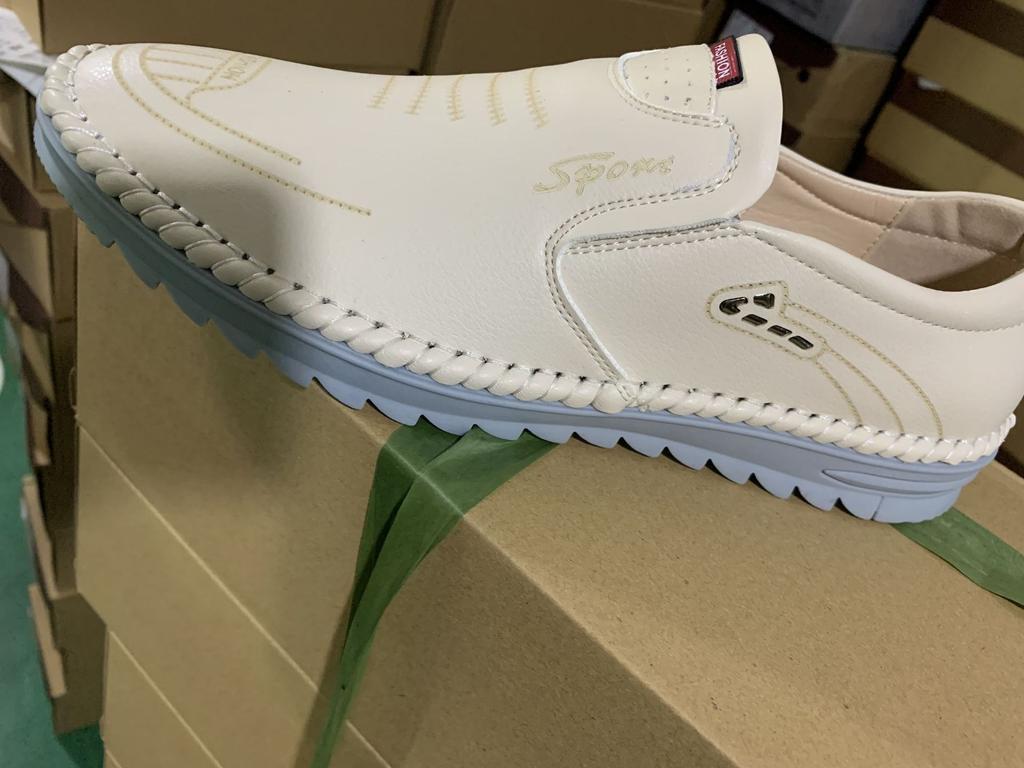 Leather Shoes Men's Spring New Casual Shoes Men's Soft Breathable Foot Cover Men's Shoes Men's