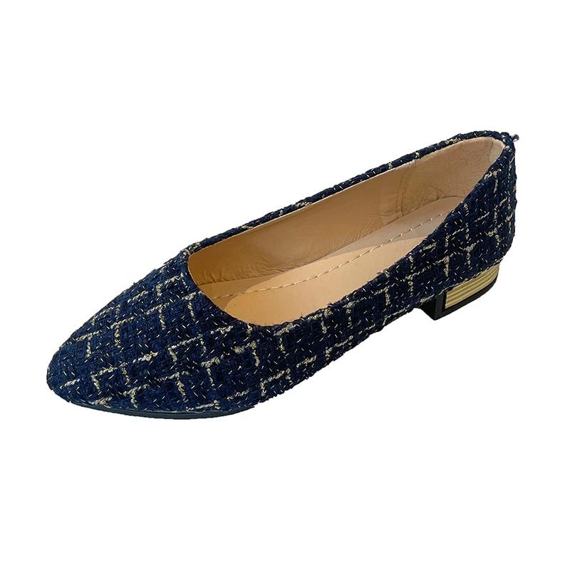 Mode Neue Frühling und Sommer Spitzschuh Bequeme Lässige Flache Schuhe Metalldekoration Flacher Ausschnitt Atmungsaktive Damenschuhe