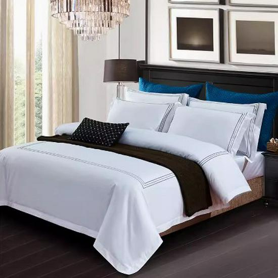 60s Embroidered All-Cotton Sateen Bedding Set - Four Pieces