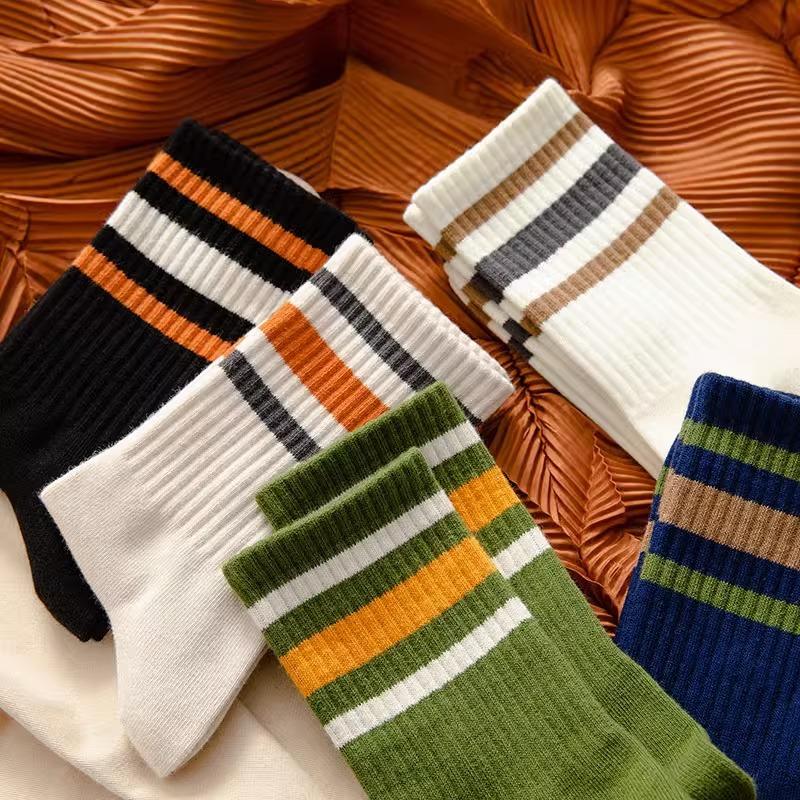 Colorful Striped Middle Tube Cotton Socks Anti Slip Outdoor Sweat Absorption Mens Cotton Socks Harajuku Sport Casual Men Socks